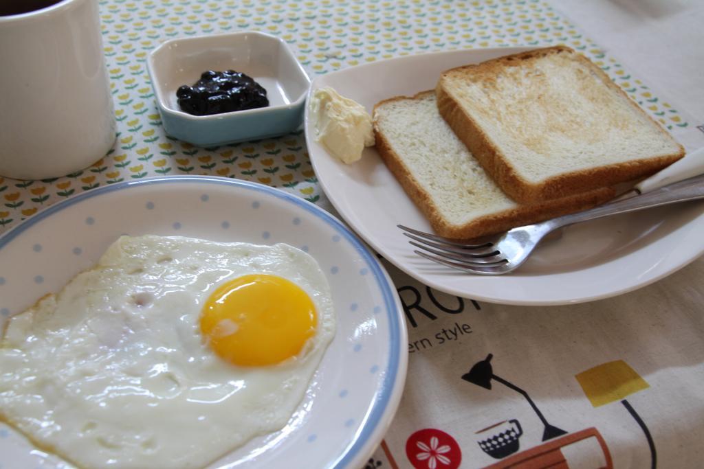 Egg House 호스텔